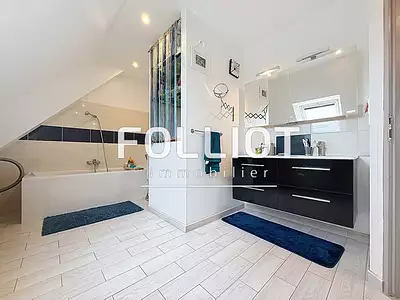 Maison, 155 m²