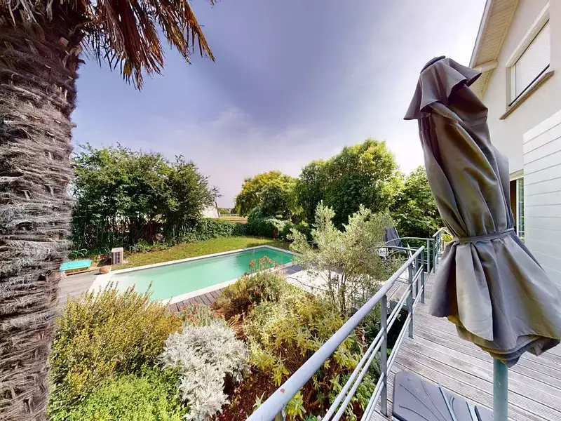 Maison, 208 m²
