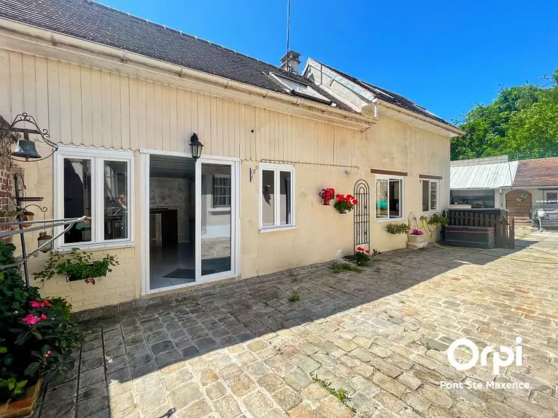 Maison, 175 m²