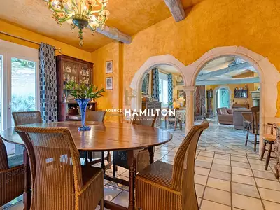 Maison, 187 m²
