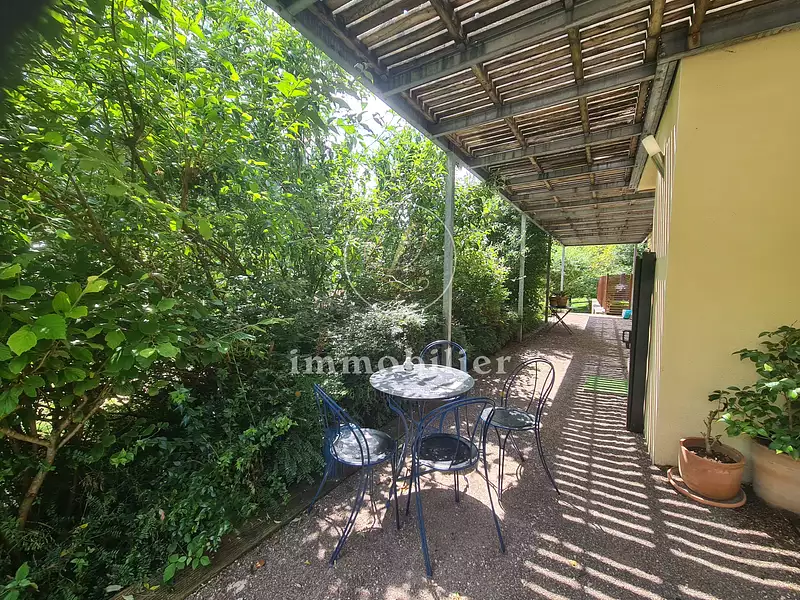 Maison, 245 m²
