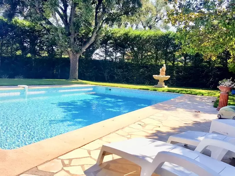 Maison, 350 m²