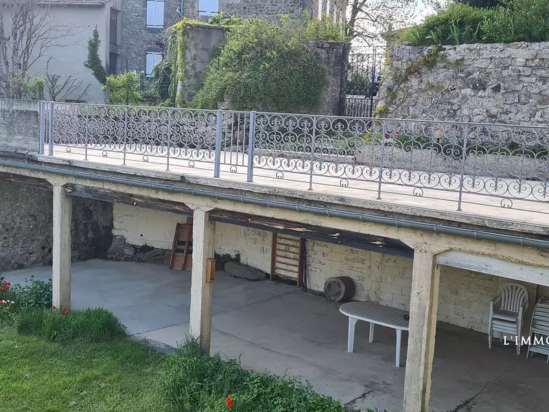 Maison, 307,4 m²