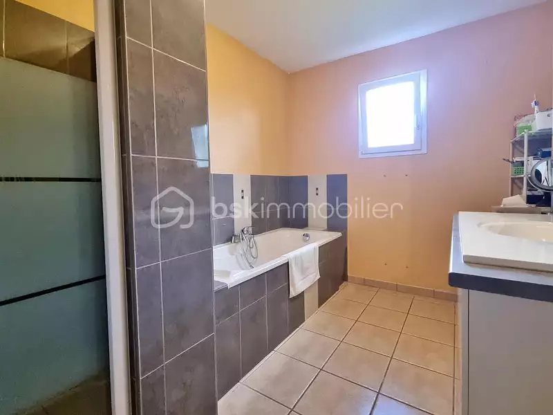 Maison, 106 m²
