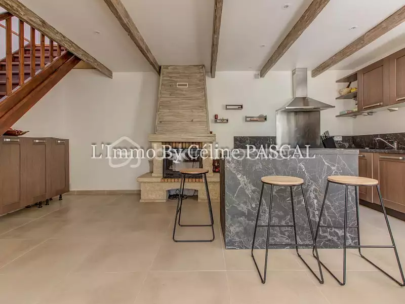 Maison, 159 m²