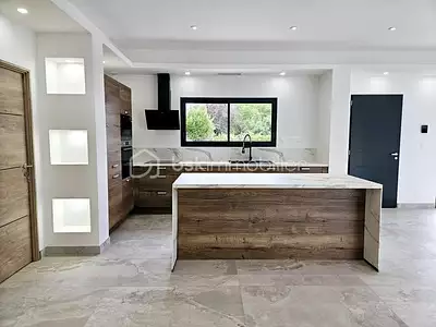 Maison, 137 m²