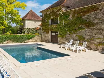 Maison, 563 m²