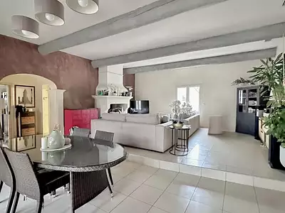 Maison, 165 m²