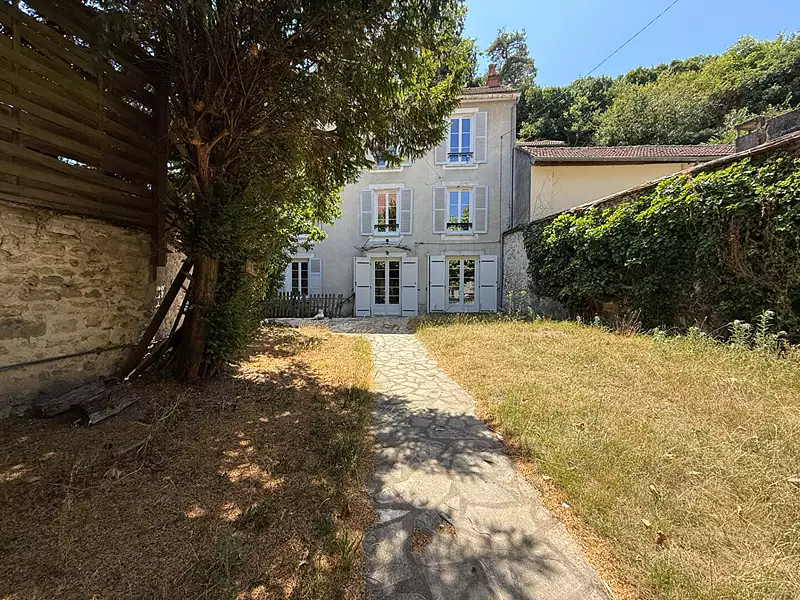 Maison, 160 m²