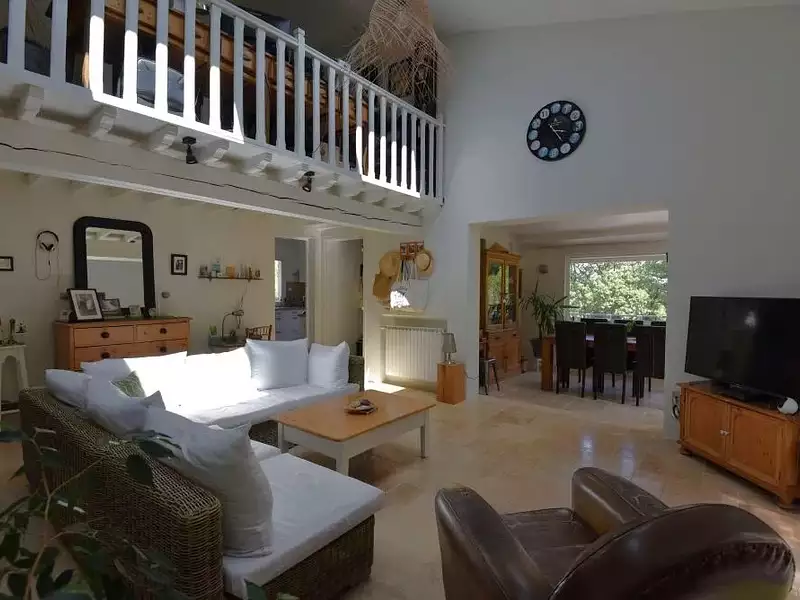 Maison, 170 m²