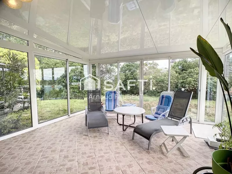 Maison, 170 m²