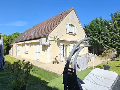 Maison, 163 m²