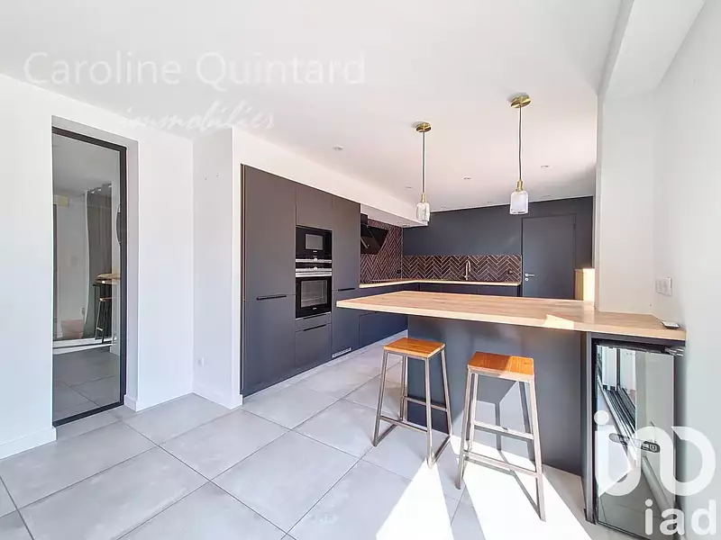 Maison, 187 m²