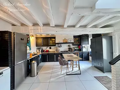 Maison, 210 m²