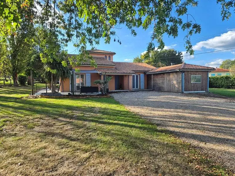 Maison, 150 m²
