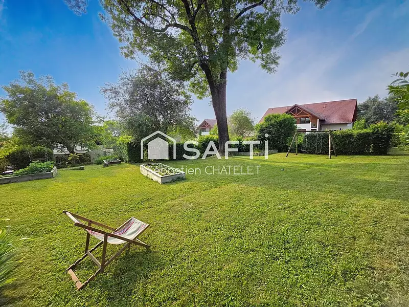 Maison, 253 m²