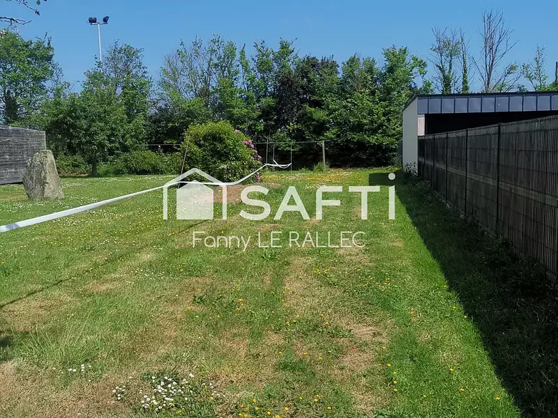 Terrain, 710 m²