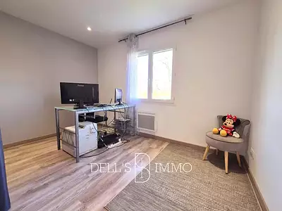 Maison, 94 m²