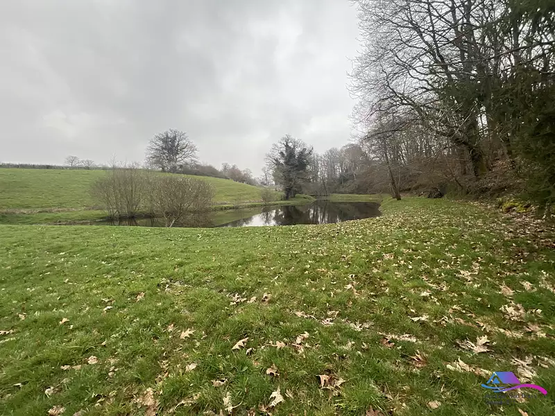 Terrain, 5 735 m²