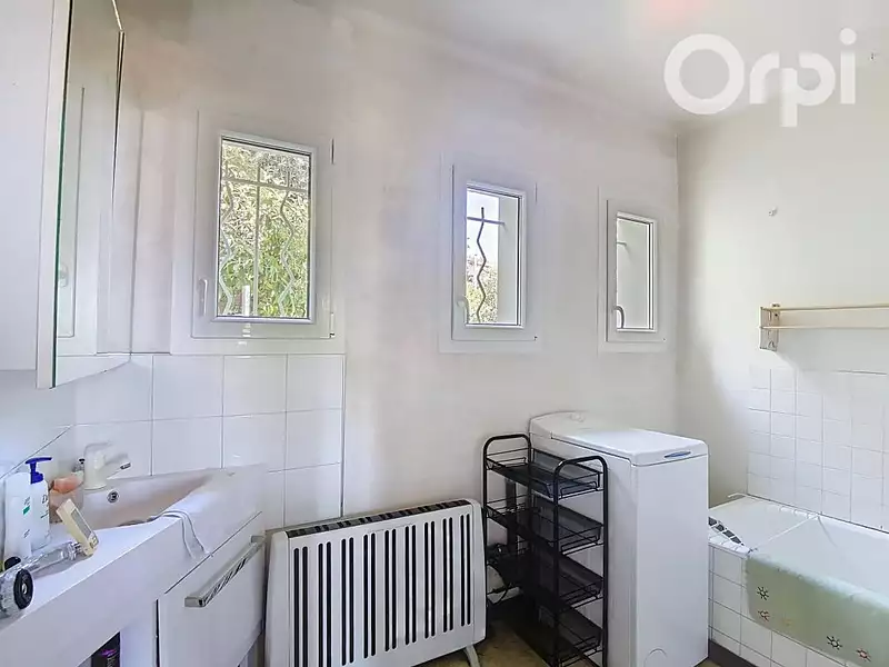 Maison, 201 m²