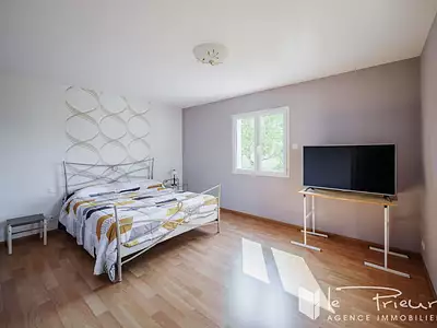 Maison, 243 m²