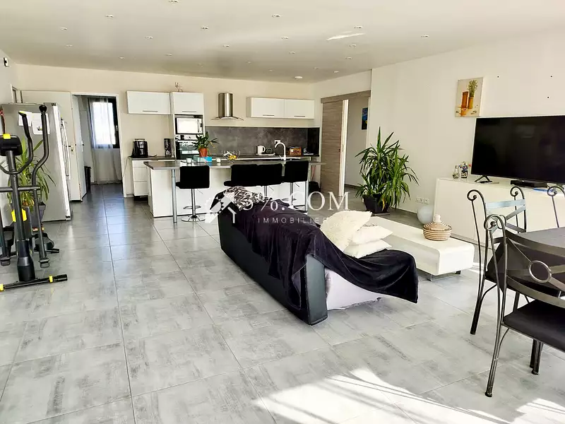 Maison, 115 m²