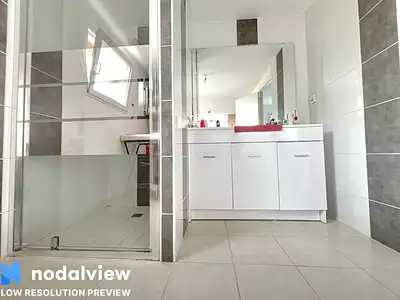 Maison, 122 m²