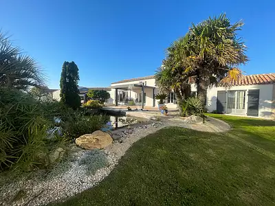 Maison, 270 m²