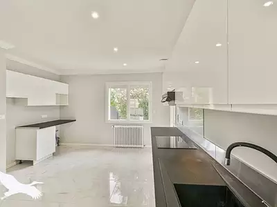 Maison, 220 m²