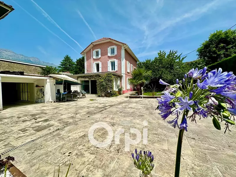 Maison, 224 m²