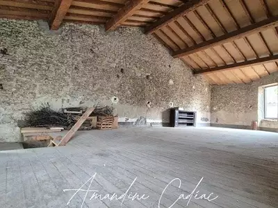 Maison, 245 m²