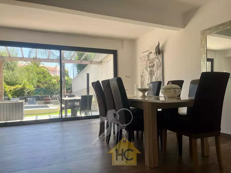 Maison, 140 m²