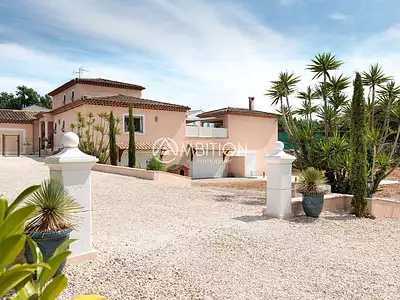 Maison, 267 m²