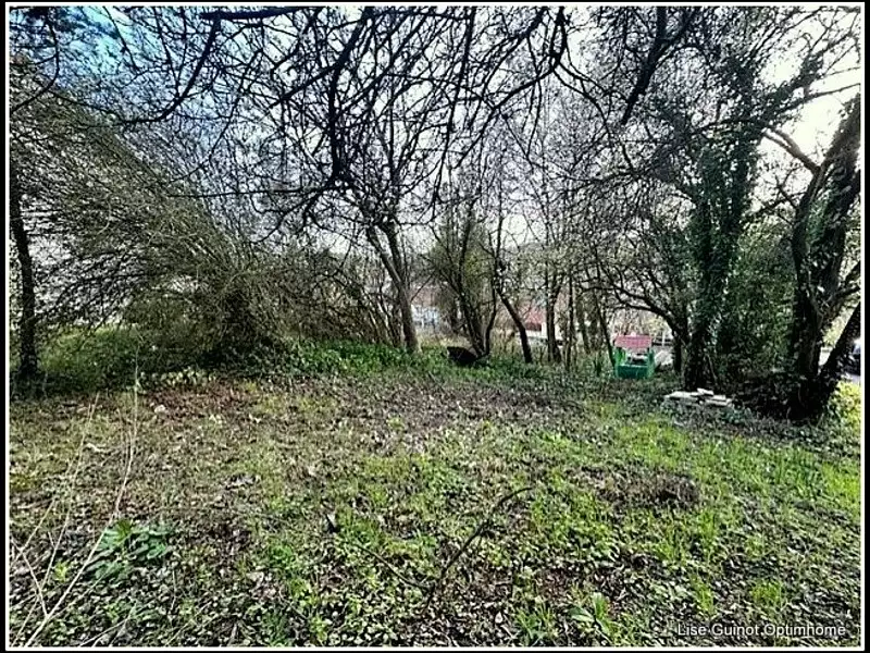Terrain, 606 m²