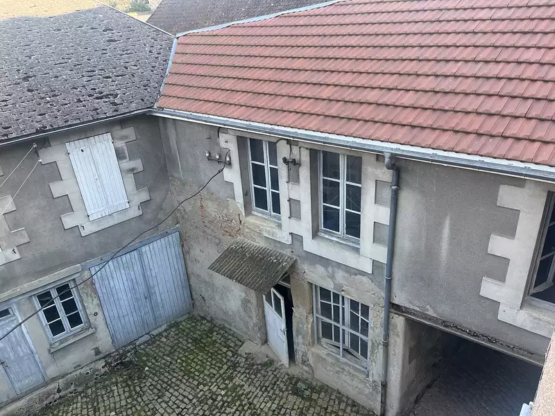 Immeuble, 300 m²