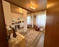 Maison, 196 m²