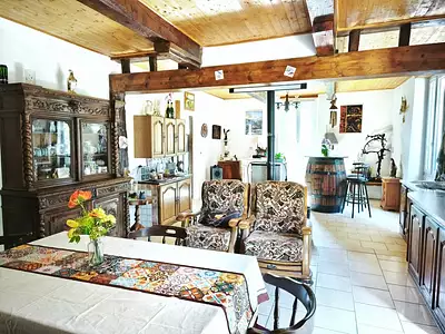 Maison, 185 m²