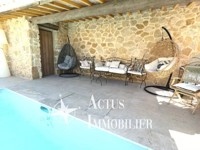 Maison, 206 m²