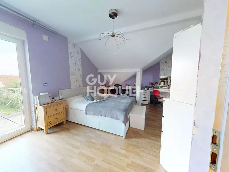 Maison, 161 m²