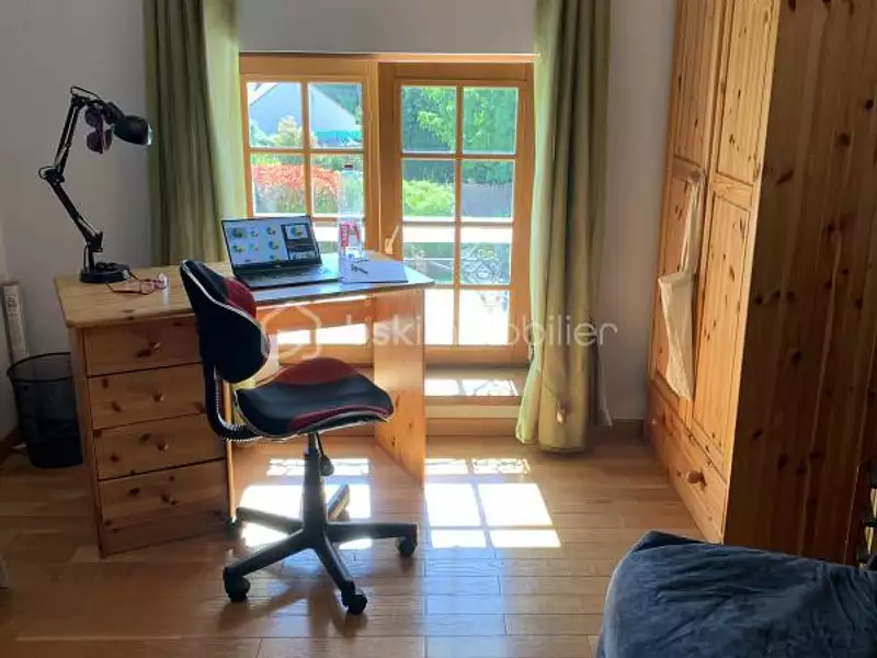 Maison, 210 m²