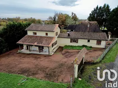 Maison, 215 m²