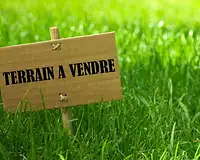 Terrain, 700 m²