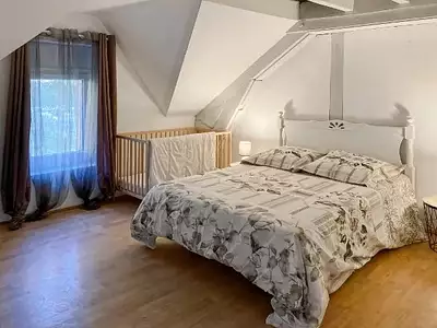 Maison, 1 225 m²