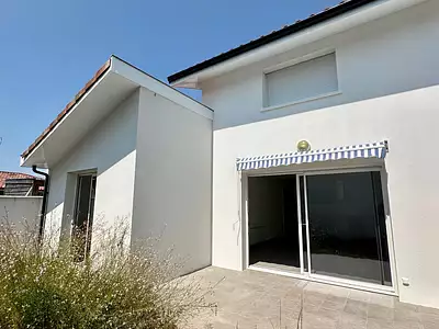 Maison, 94 m²