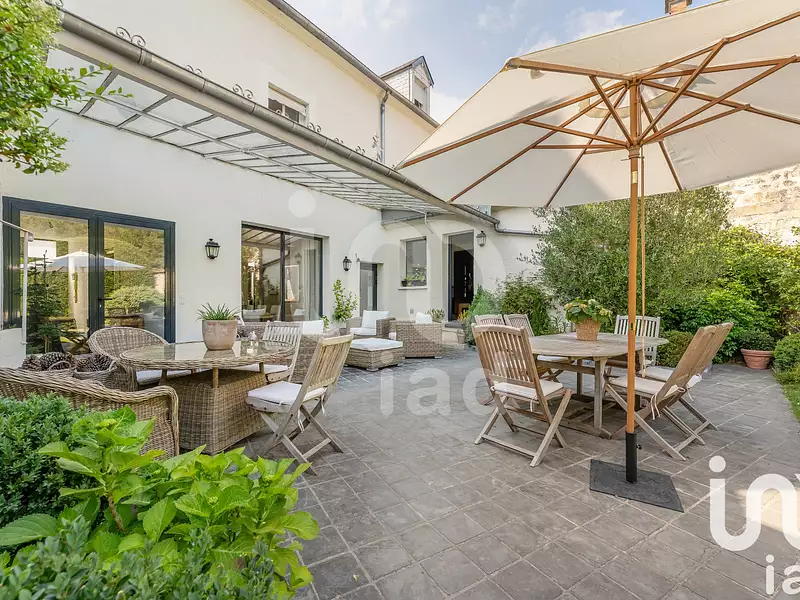 Maison, 318 m²