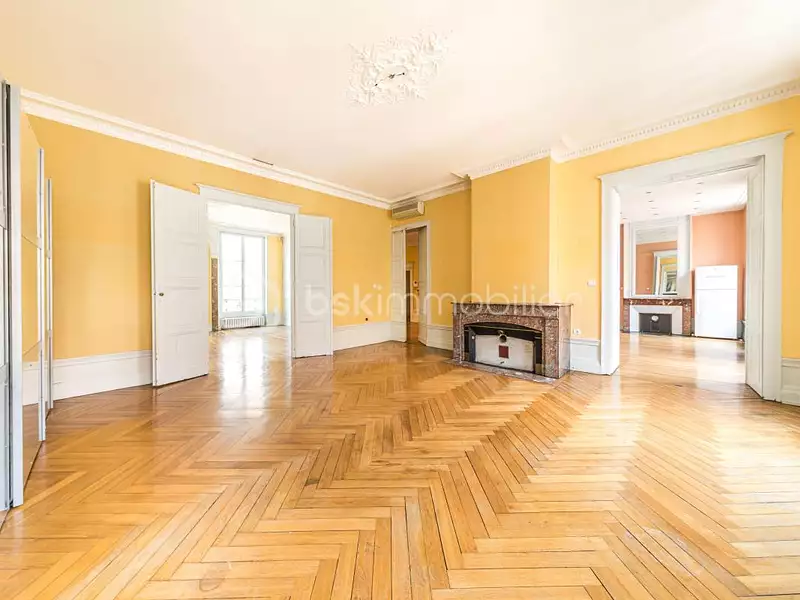Appartement, 196 m²