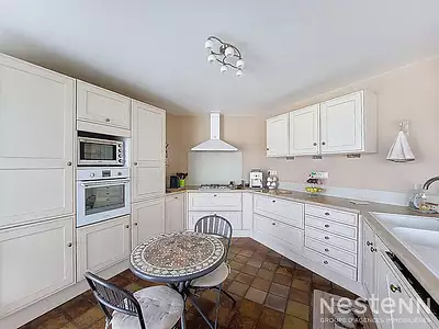 Maison, 160 m²