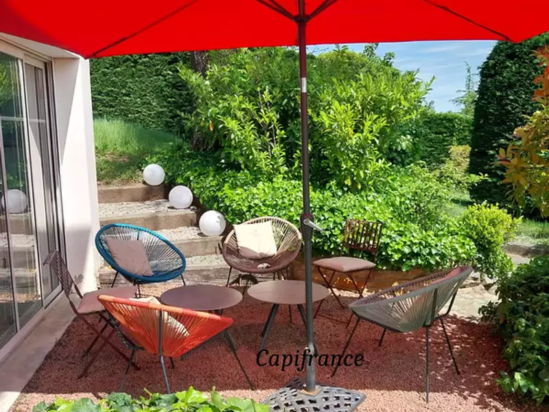 Maison, 230 m²
