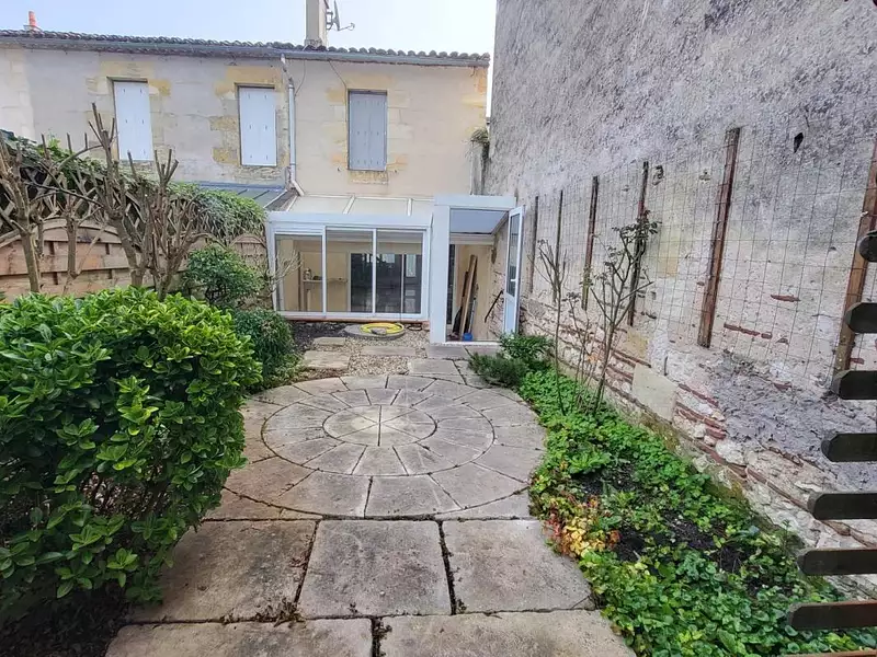 Maison, 167 m²