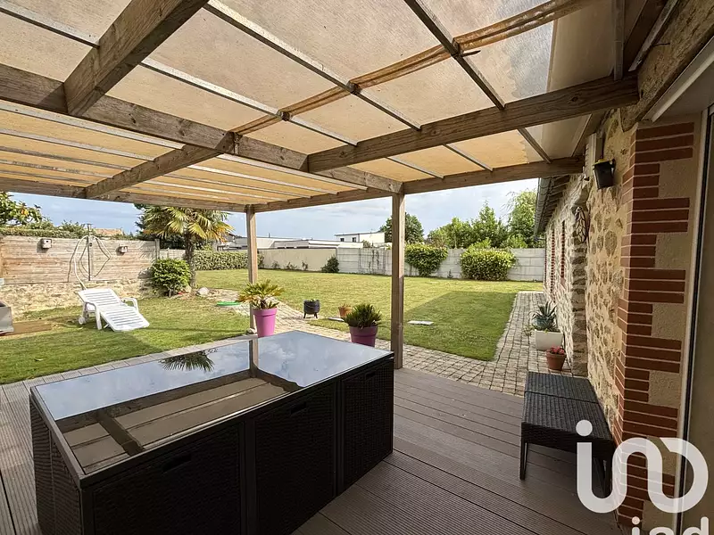 Maison, 248 m²